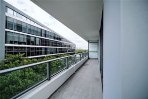 2960 NE 207th St #805, Aventura, FL 33180, Sold 03/10/23