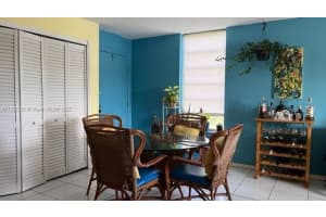 8895 Fontainebleau Blvd, Miami, FL 33172, Sold 04/27/23