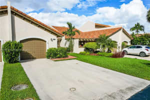 11463 SW 87th Terrace, Miami, FL 33173, Sold 12/07/22