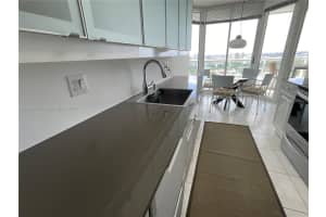 21205 Yacht Club Dr #2604, Aventura, FL 33180, Sold 05/04/23