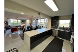 2780 NE 183rd St, Aventura, FL 33160, Sold 01/04/23