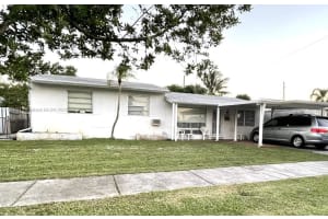 4820 SW 12th Ct, Fort Lauderdale, FL 33317, Sold 03/17/23