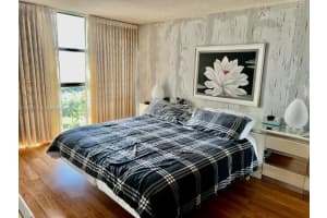 600 Parkview Dr APT 907, Hallandale Beach, FL 33009, Sold 01/30/23