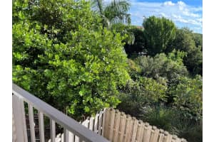 10600 NW 88th St APT 212, Doral, FL 33178, Sold 04/14/23