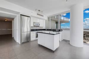 92 SW 3rd St APT 4210, Miami, FL 33130, Sold 03/14/23