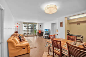 18041 Biscayne Blvd APT 602, Aventura, FL 33160, Sold 05/05/23