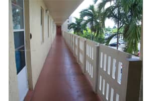 401 SE 3rd St APT 306, Dania Beach, FL 33004, Sold 01/20/23