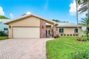 5607 N Cameo Dr, Boca Raton, FL 33433, Sold 01/27/23
