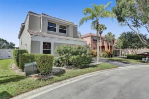 6680 NW 76th Ct, Parkland, FL 33067, Sold 01/30/23