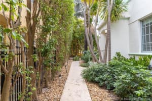 815 Euclid Ave APT 5, Miami Beach, FL 33139, Sold 01/30/23