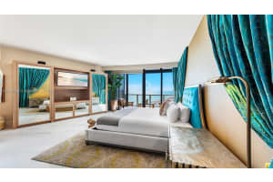 2201 Collins Ave 1926/ph-, Miami Beach