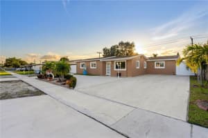 20810 NW 34th Ave, Miami Gardens, FL 33056, Sold 12/22/22