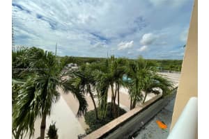 400 Kings Point Dr APT 203, Sunny Isles Beach, FL 33160, Sold 01/06/23