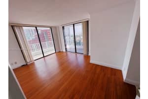 200 SE 15th Rd #14j, Miami, FL 33129, Sold 02/01/23