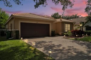 5744 NW 48th Dr, Coral Springs, FL 33067, Sold 12/30/22
