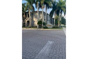 15400 SW 284th St, Homestead, FL 33033, Sold 05/05/23