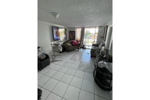 19805 SW 114th Ave APT 218, Miami, FL 33157, Sold 03/13/23