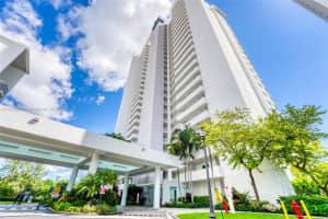 15051 Royal Oaks Ln APT 602, North Miami, FL 33181, Sold 10/20/23