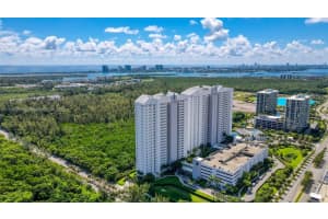 15051 Royal Oaks Ln APT 602, North Miami, FL 33181, Sold 10/20/23