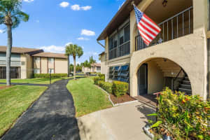 341 Pine Ridge Cir, Greenacres, FL 33463, Sold 12/23/22