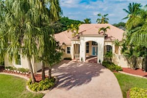 12641 N Stonebrook Cir, Davie, FL 33330, Sold 02/13/23