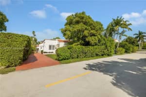 519 W 29th St, Miami Beach, FL 33140, Sold 04/21/23
