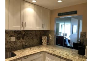 600 Parkview Dr APT 826, Hallandale Beach, FL 33009, Sold 03/27/23
