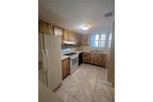 9371 Fontainebleau Blvd APT I220, Miami, FL 33172, Sold 02/09/23