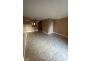 9371 Fontainebleau Blvd APT I220, Miami, FL 33172, Sold 02/09/23