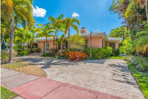 3745 Pine Tree Dr, Miami Beach, FL 33140, Sold 05/04/23
