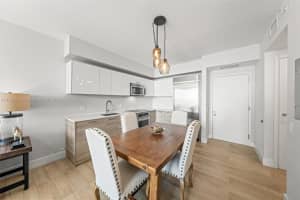 1300 Brickell Bay Dr APT 1808, Miami, FL 33131, Sold 12/16/22