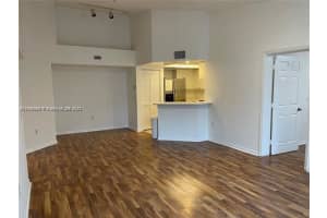 2033 SE 10th Ave, Fort Lauderdale, FL 33316, Sold 03/13/23
