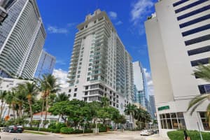 186 SE 12th Terrace, Miami, FL 33131, Sold 01/03/23