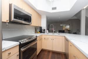 2881 NE 185th St, Miami, FL 33180, Sold 03/14/23