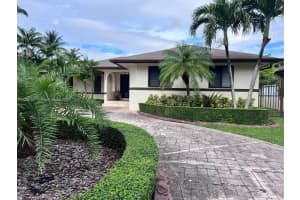 9925 NW 28th Terrace, Doral, FL 33172, Sold 01/10/23