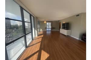 800 Parkview Dr APT 620, Hallandale Beach, FL 33009, Sold 02/15/23