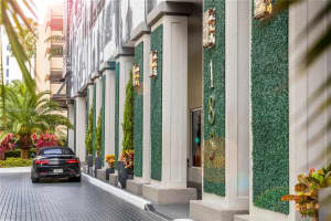 185 SE 14th Terrace APT 1604, Miami, FL 33131, Sold 12/12/22