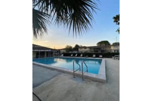 15689 SW 73rd Cir Terrace, Miami, FL 33193, Sold 02/06/23