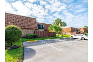 11916 SW 11th Ct, Davie, FL 33325, Sold 03/31/23