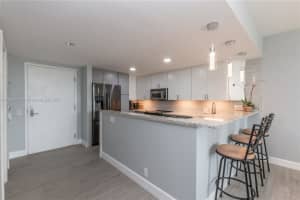7929 West Dr, North Bay Village, FL 33141, Sold 12/30/22
