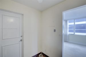 3301 NE 32nd Ave APT 304, Fort Lauderdale, FL 33308, Sold 12/29/22