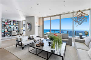 800 South Pointe Dr APT 2102, Miami Beach, FL 33139, Sold 03/30/23