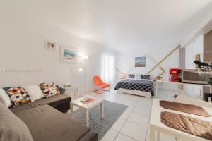 3030 Collins Ave, Miami Beach, FL 33140, Sold 03/02/23