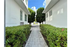 8415 Harding Ave APT 18, Miami Beach, FL 33141, Sold 01/09/23
