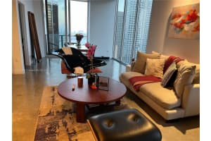 151 SE 1st St, Miami, FL 33131, Sold 05/05/23