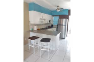 1420 Pennsylvania Ave APT 209, Miami Beach, FL 33139, Sold 04/21/23