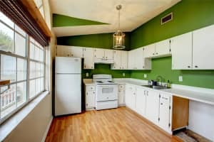 10831 NW 8th St, Pembroke Pines, FL 33026, Sold 02/10/23