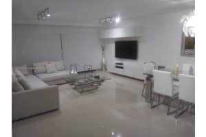 800 NE 195th St APT 114, Miami, FL 33179, Sold 04/14/23