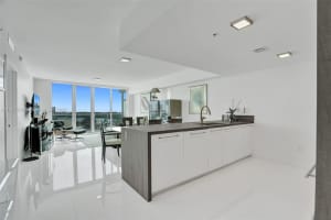 400 Sunny Isles Blvd # 906, Sunny Isles Beach, FL 33160, Sold 05/05/23