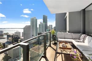 68 SE 6th St Apt 2703, Miami, FL 33131, Sold 03/01/24